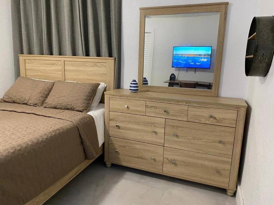 Apartment Private And Comfortable Near Airport Miami