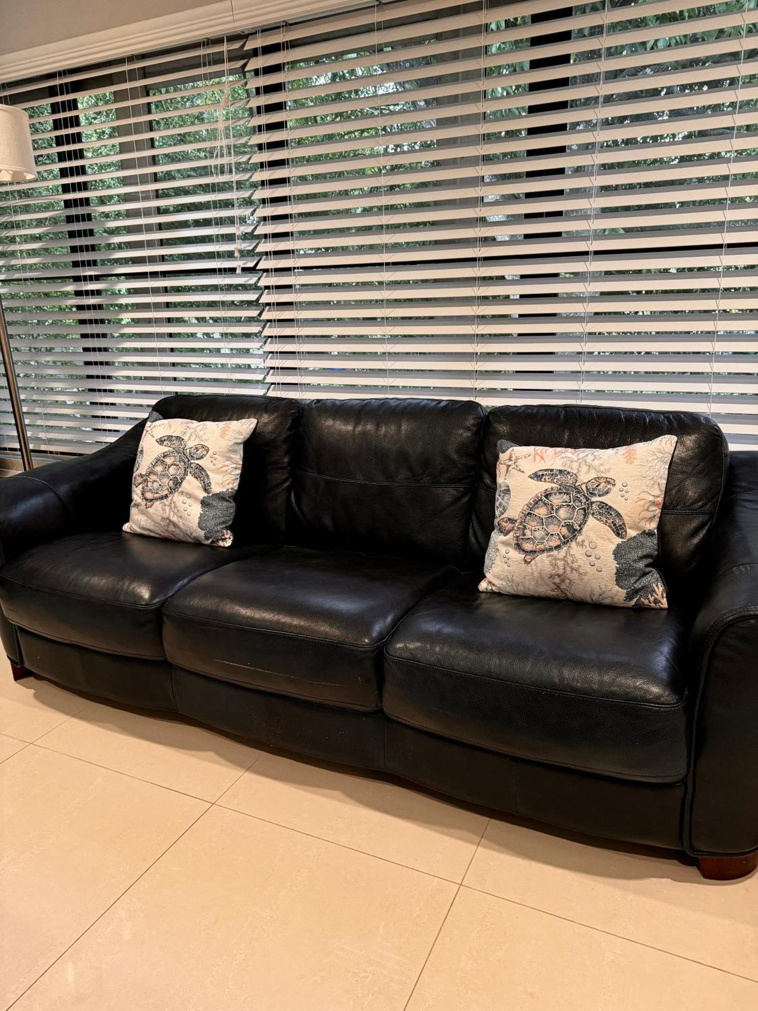 Modern Oversized 3 Bedroom In Location Vakantiehuis