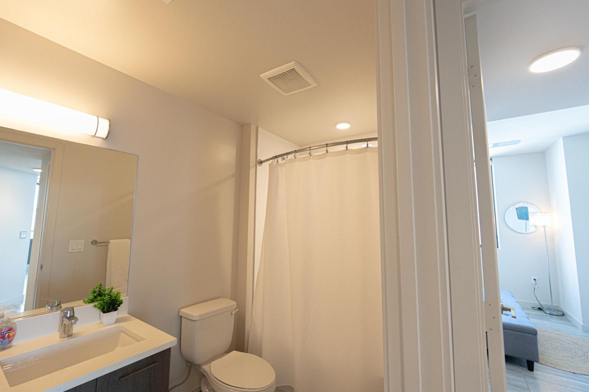 Oceana! 2br With Rooftop Pool & In The World Center Apartment Miami