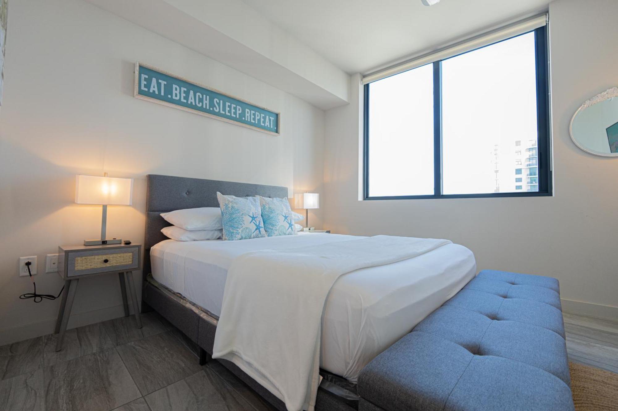 Oceana! 2br With Rooftop Pool & In The World Center Miami