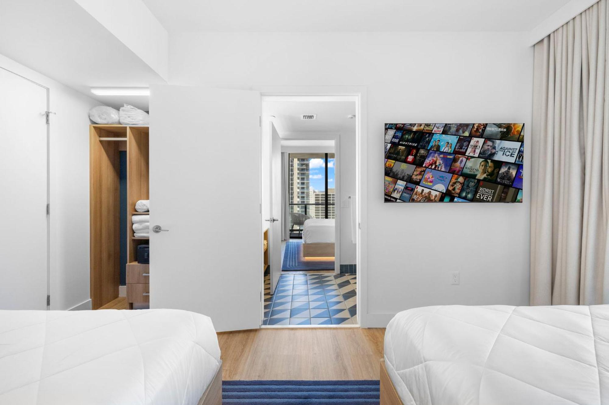 Luxury 2br With Panoramic Views Miami