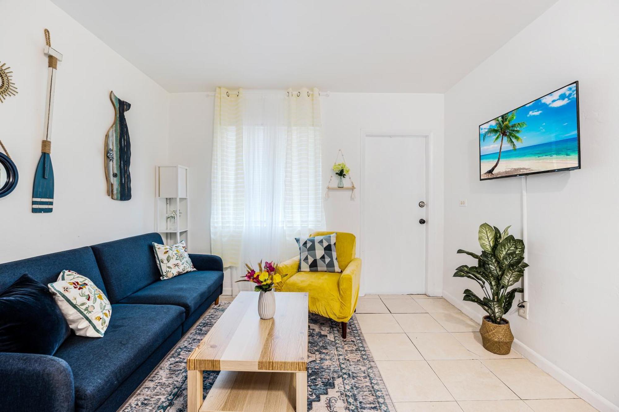 Tropical 1br Tropical Getaway Mins To Brickell