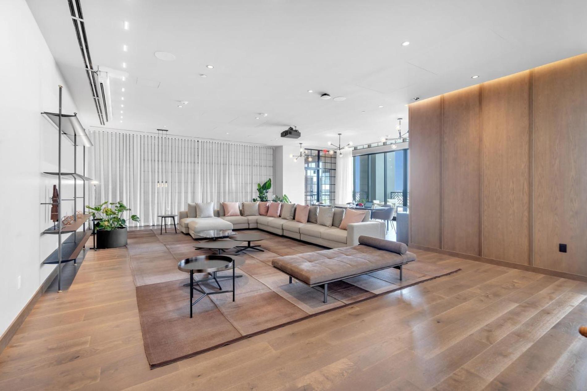 Apartment 1-br Downtown Getaway On The 24th Floor Miami