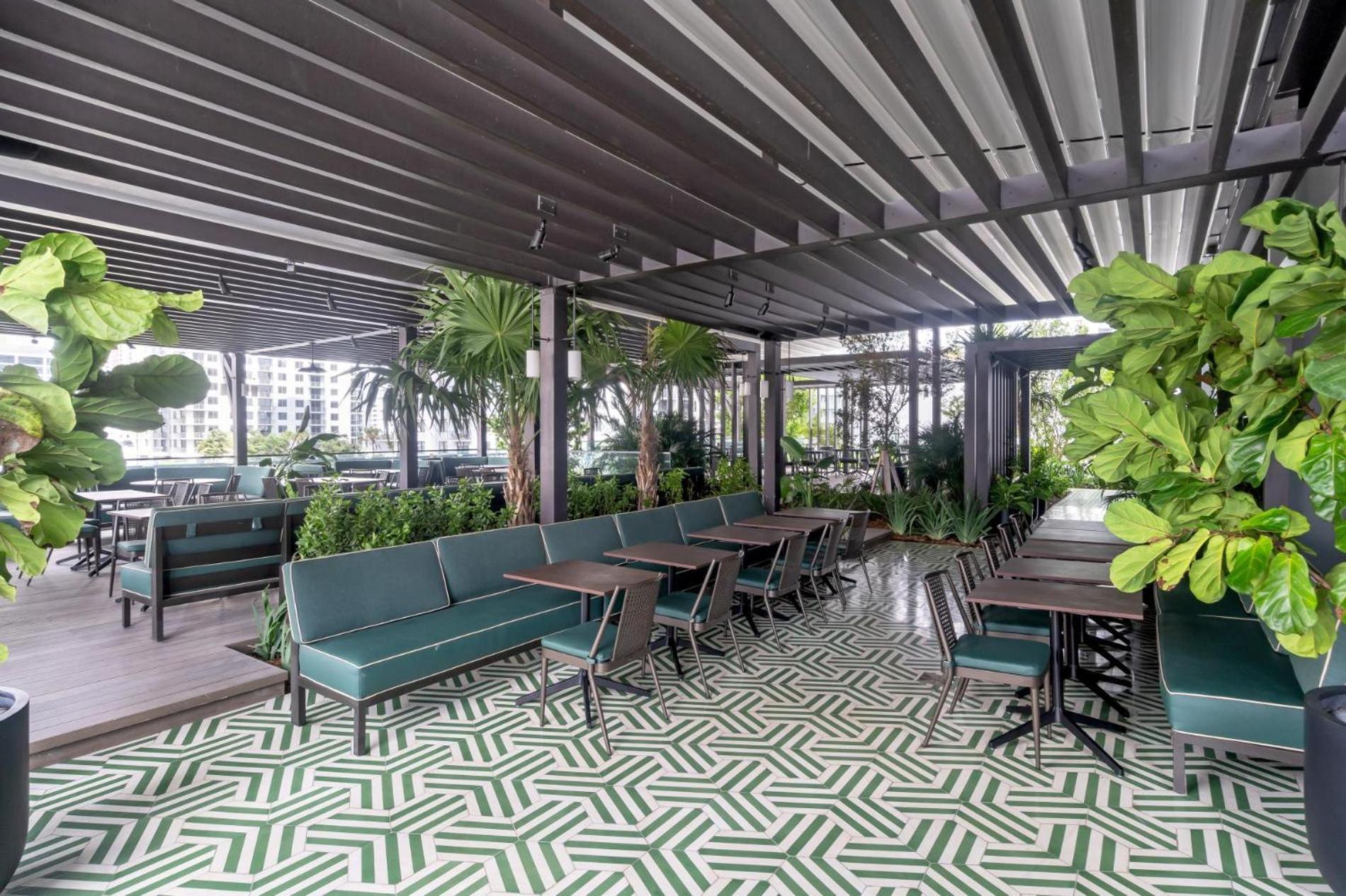 1-br Downtown Getaway On The 24th Floor *
