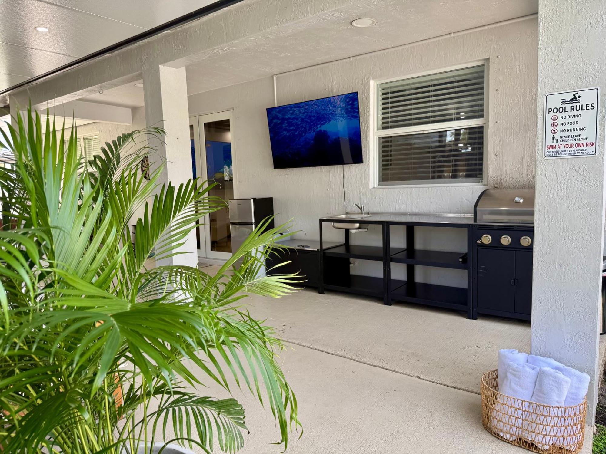 Villa Getaway Heated Pool With Mini Golf & Bbq Miami