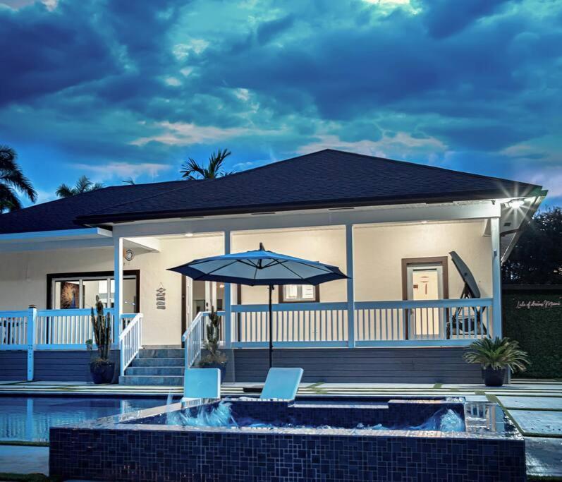 Of Dreams House *