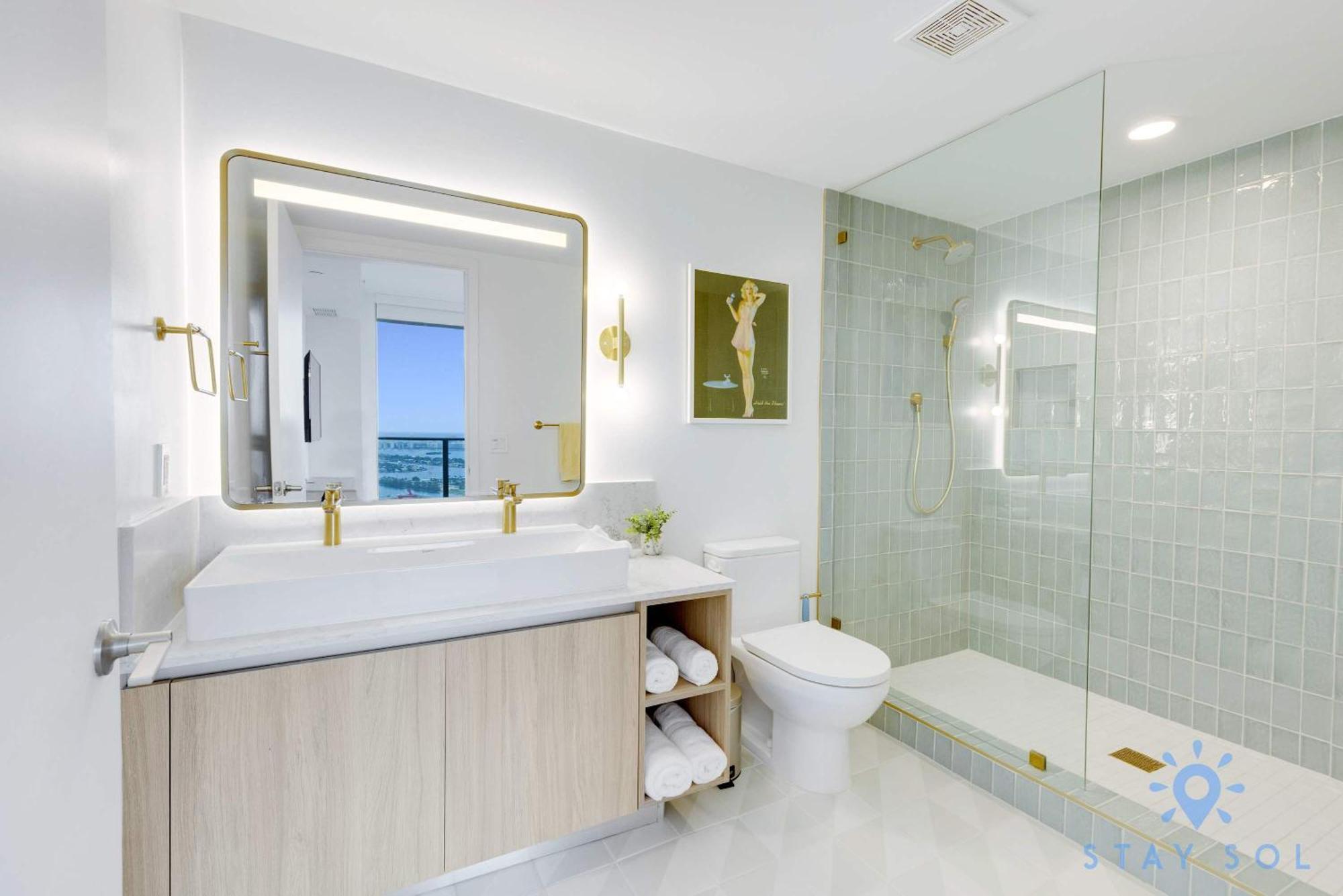 Luxury 3 Bedrooms Pool Gym Views & * Miami