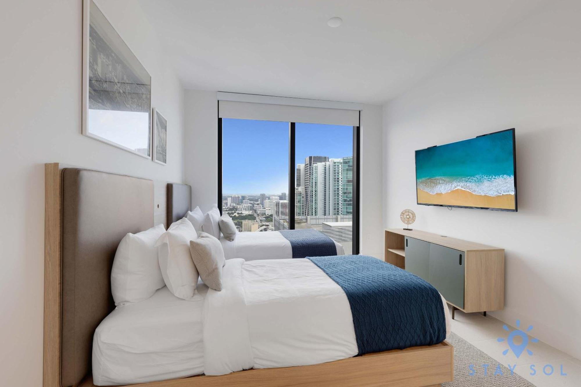 Apartment Luxury 3 Bedrooms Pool Gym Views & *