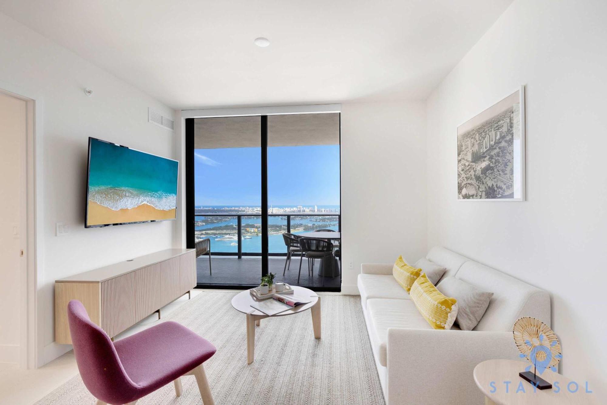 Apartment Luxury 3 Bedrooms Pool Gym Views & Miami