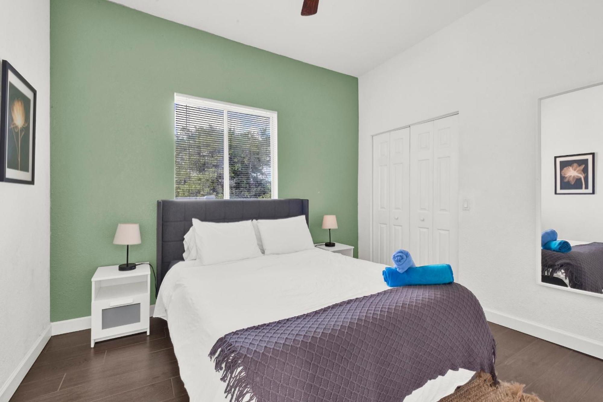3 Minutes Away From Design District And Wynwood *