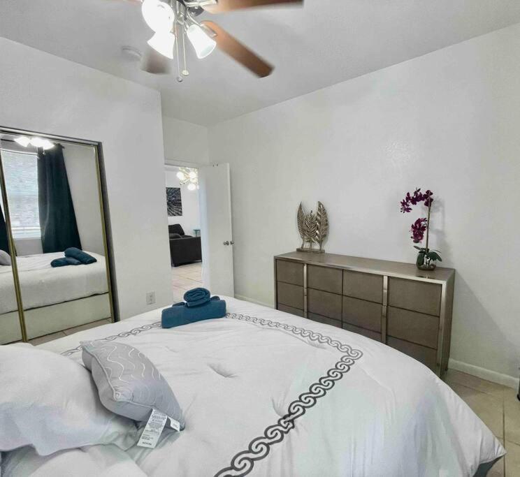 Pool Design District- 2 Bedroom * Miami