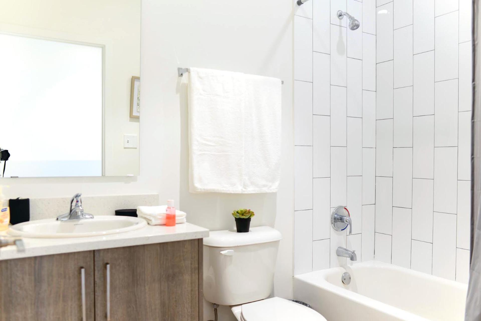 Appartement Entire House With Free Parking At North Miami!