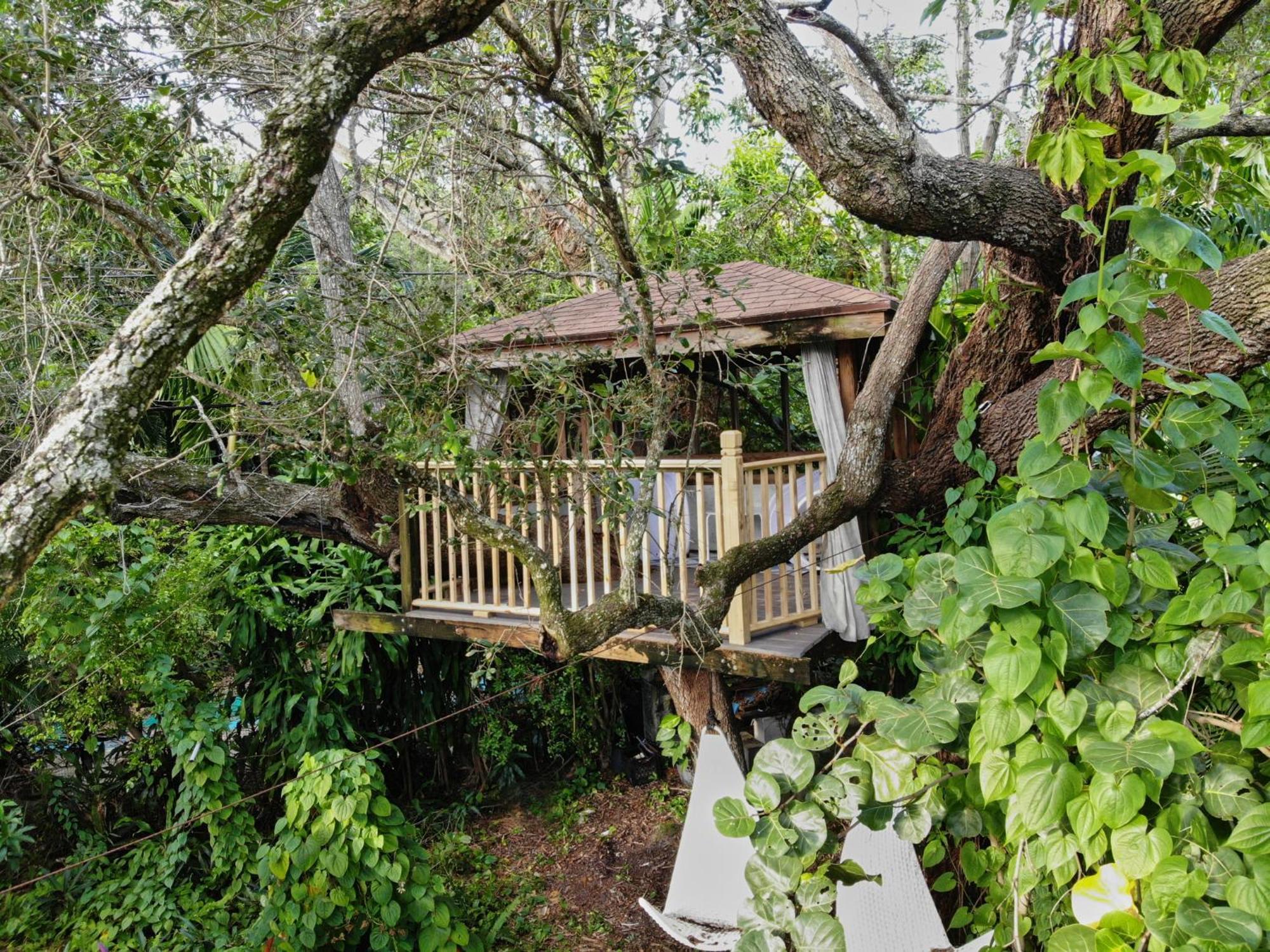 Pool Cottage, Tropical Garden Paradise * Miami