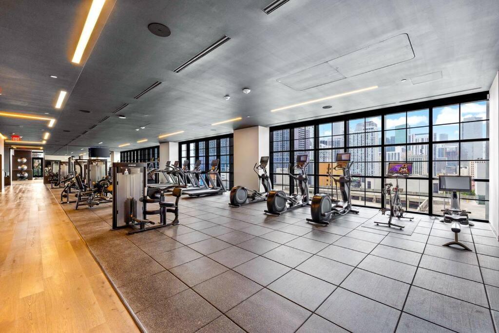 Ph 5107 Gale Luxury 1br With Sea - Downtown Views Apartment