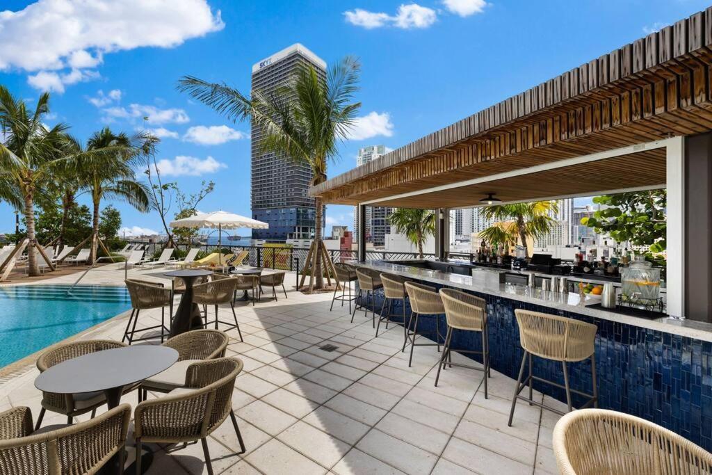 Ph 5107 Gale Luxury 1br With Sea - Downtown Views Apartment *