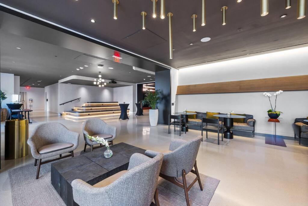 Ph 5107 Gale Luxury 1br With Sea - Downtown Views Apartment