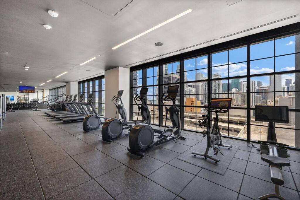 Ph 5107 Gale Luxury 1br With Sea - Downtown Views *
