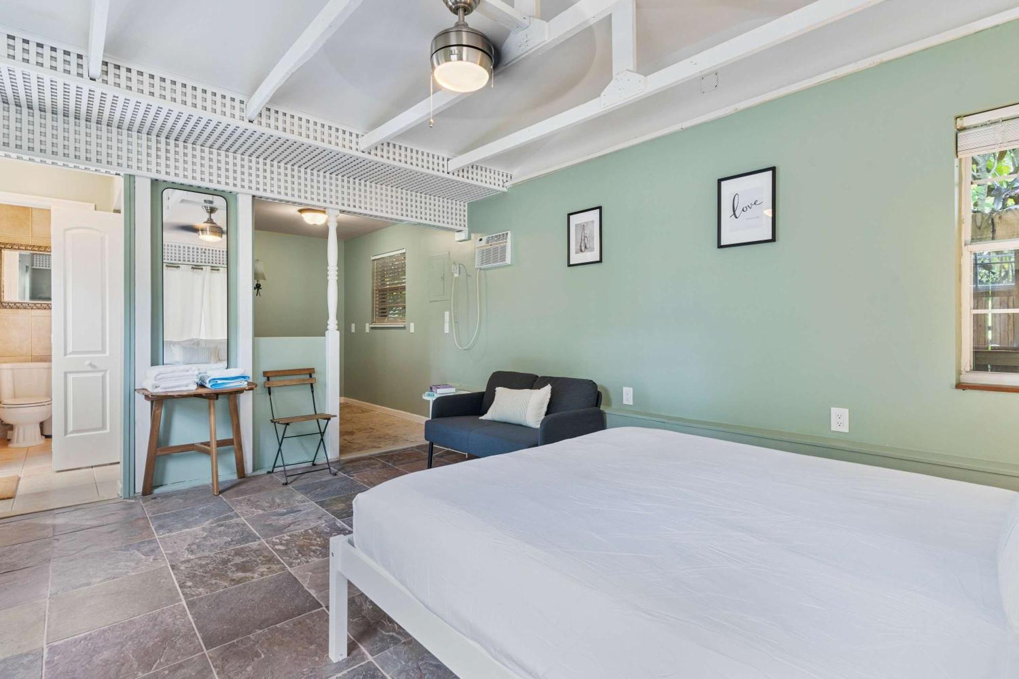 Holiday home Mango Grove- Charming In The Grove *