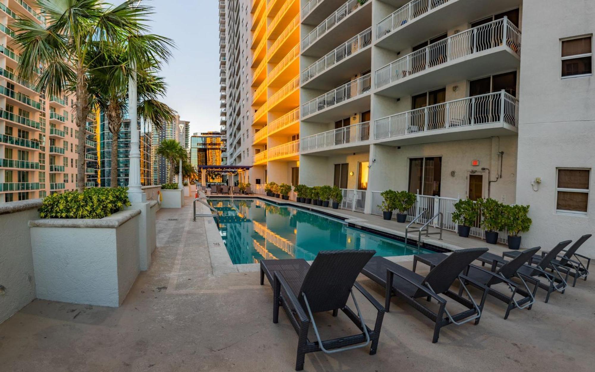 1bd With Free Parking And Amazing View Miami