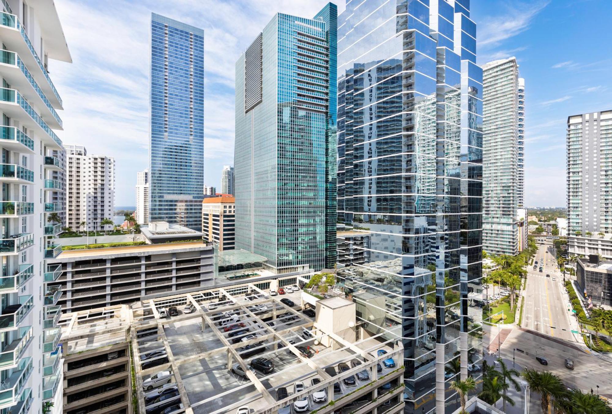 1bd With Free Parking And Amazing View * Miami