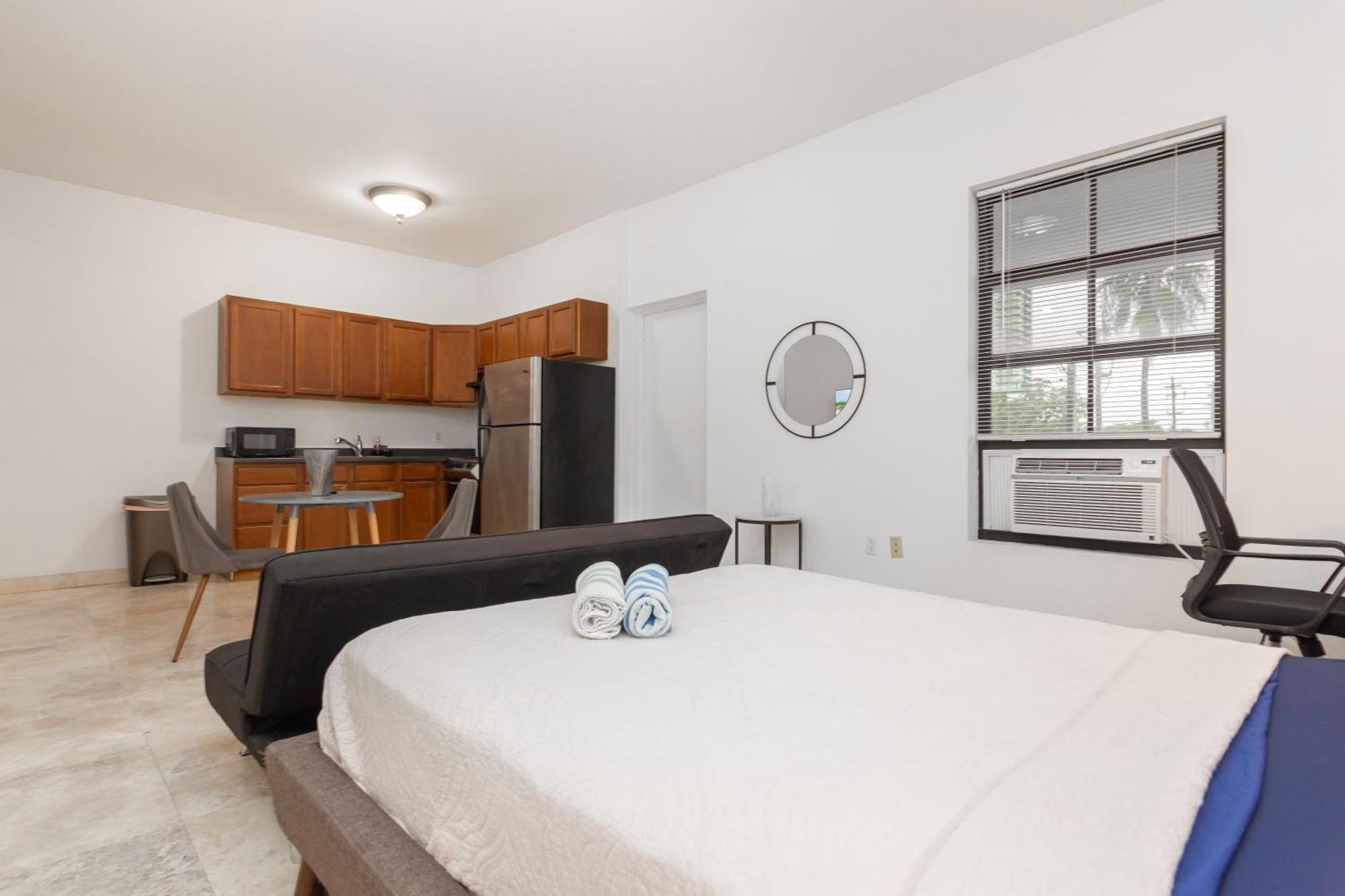 Apartment Downtown - Wynwood Area With Backyard - Art District Near