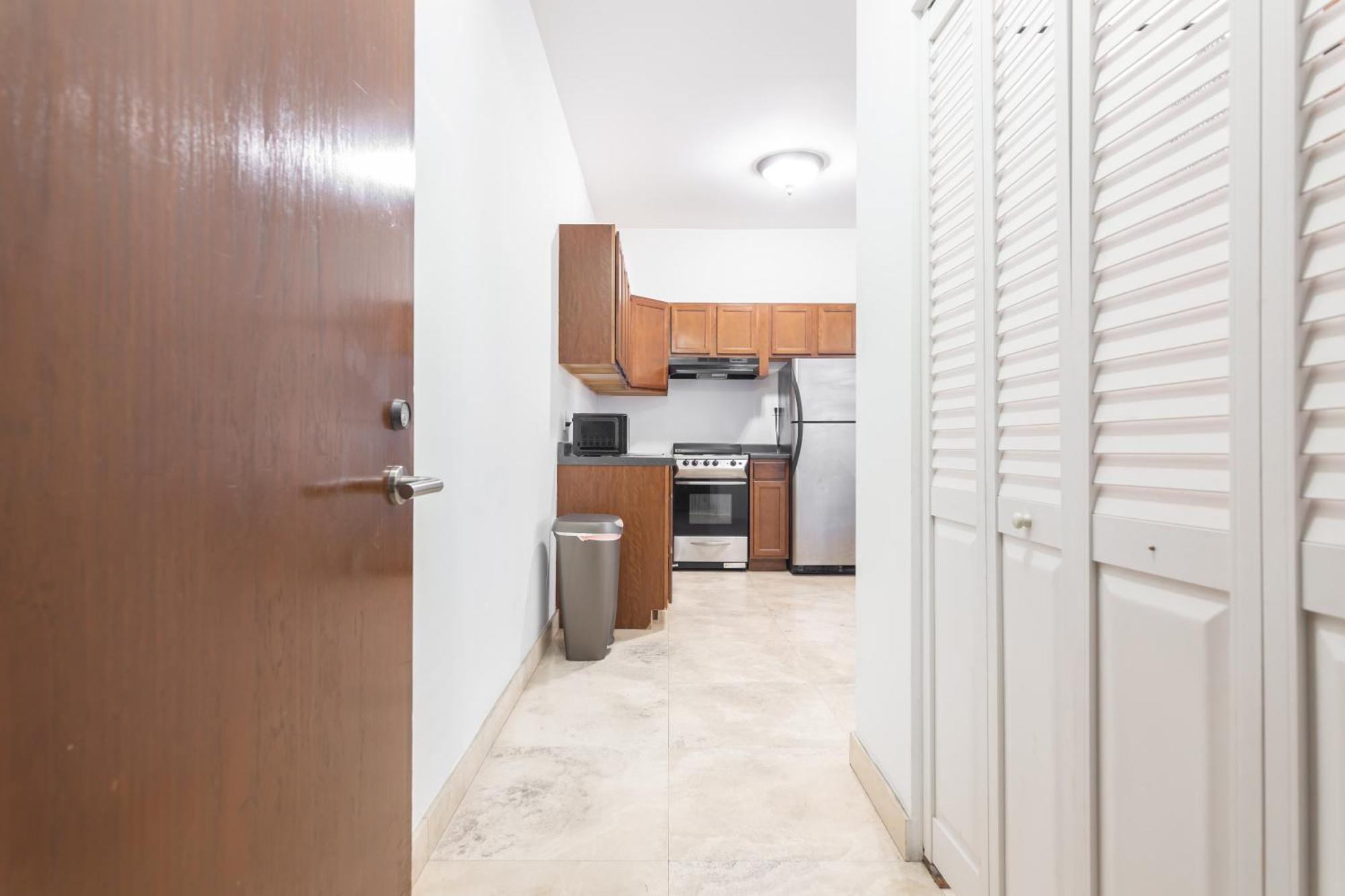 Downtown - Wynwood Area With Backyard - Art District Near Apartment *