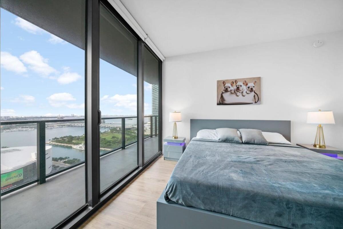 Apartment Ocean View 2 Bedroom Downtown 5 Minutes From *