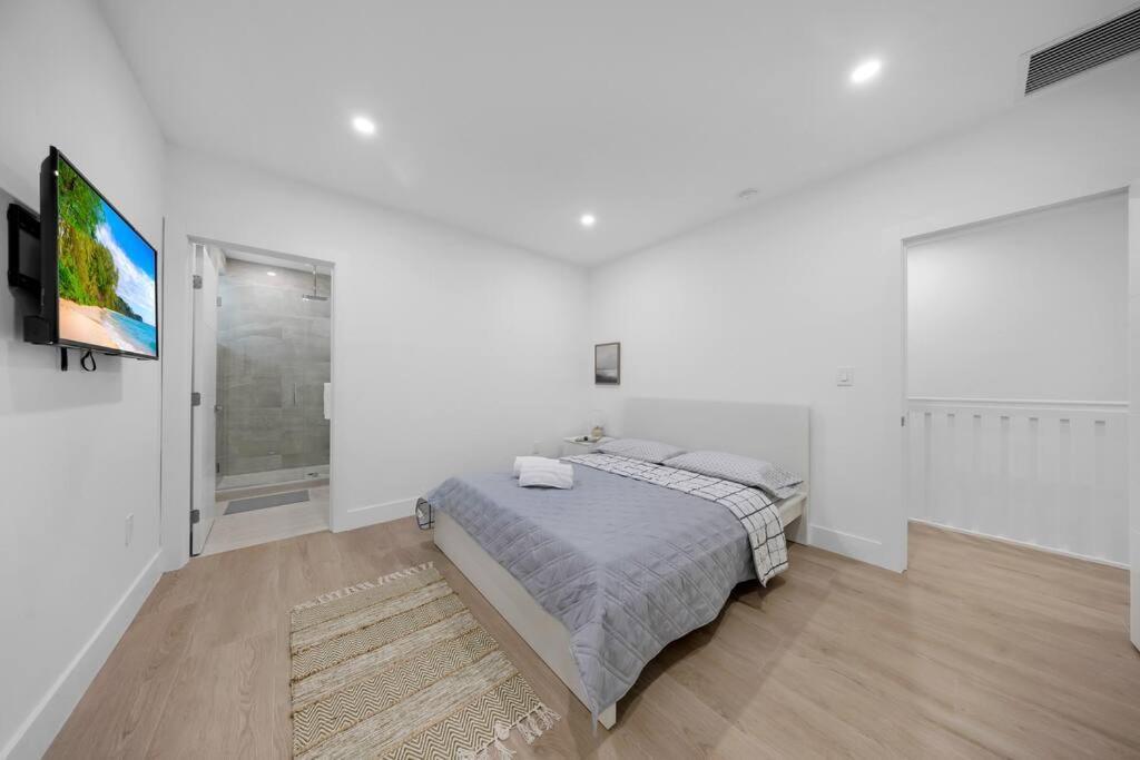 Up To 12 Guest Modern Near Wynwood! 27 Villa