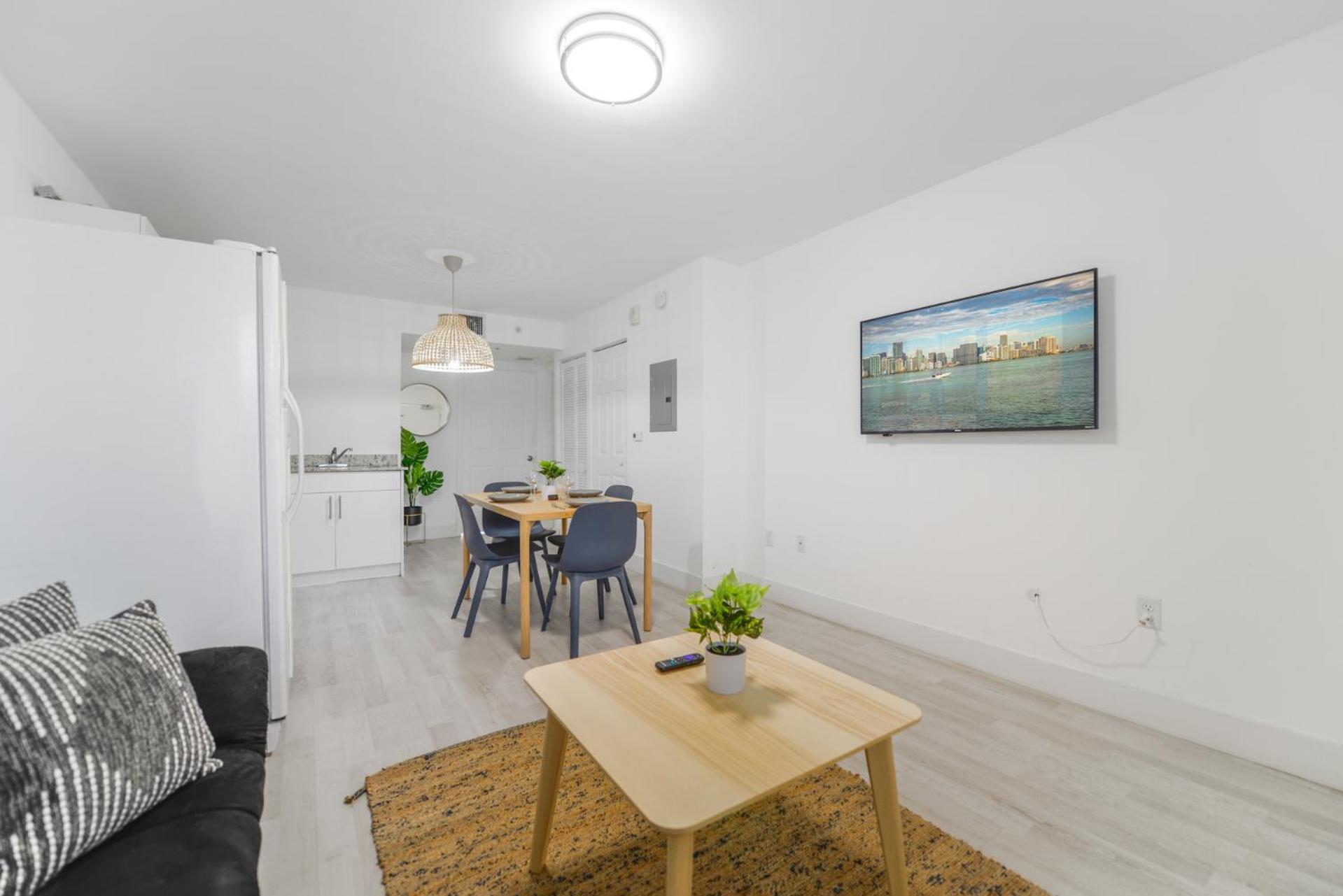 Apartment Experience Comfort Near Marlins Park *