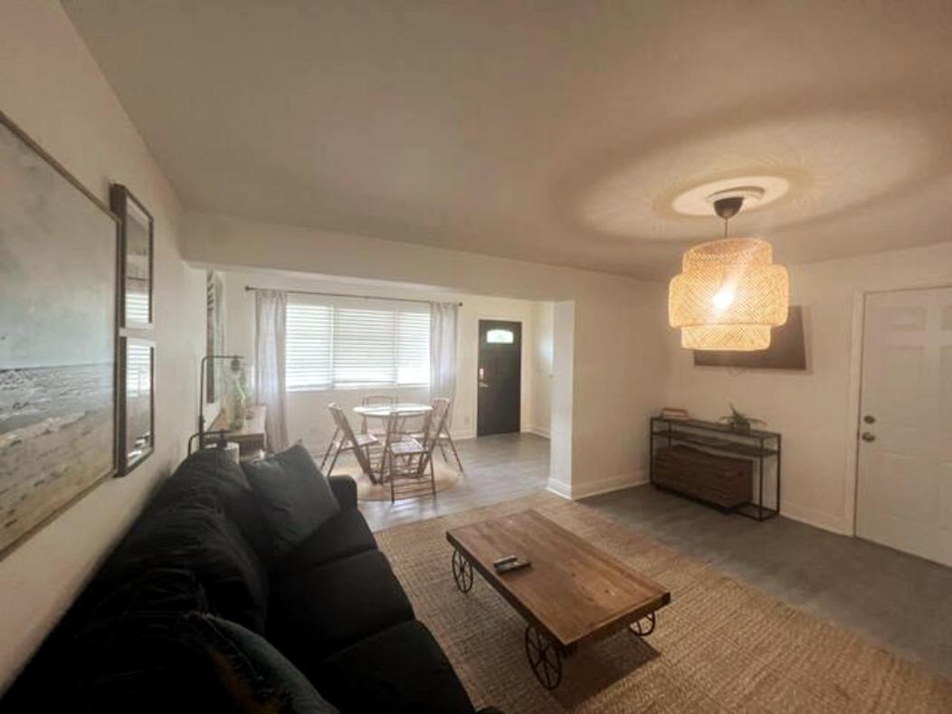 Designed Private In Appartement *