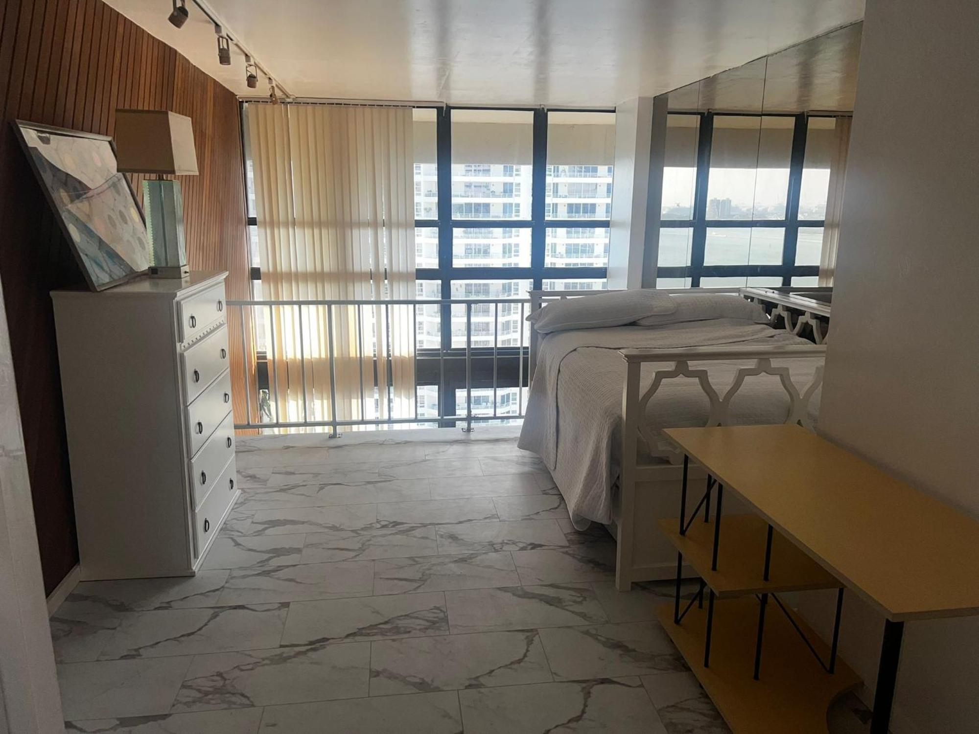 Apartment Penthouse 2 Stroy 2 Bedroom Water Views Miami