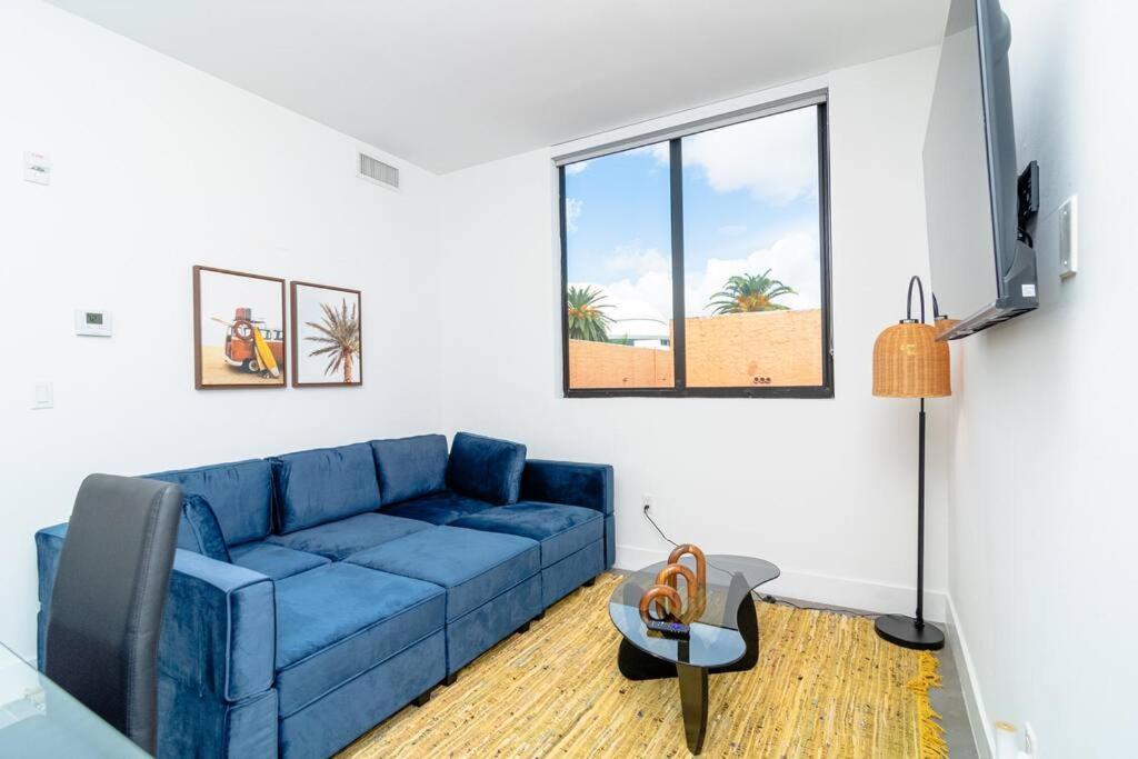 Apartment King Bed 2b 2ba Oasis Minutes To Brickell 6 Guests Miami