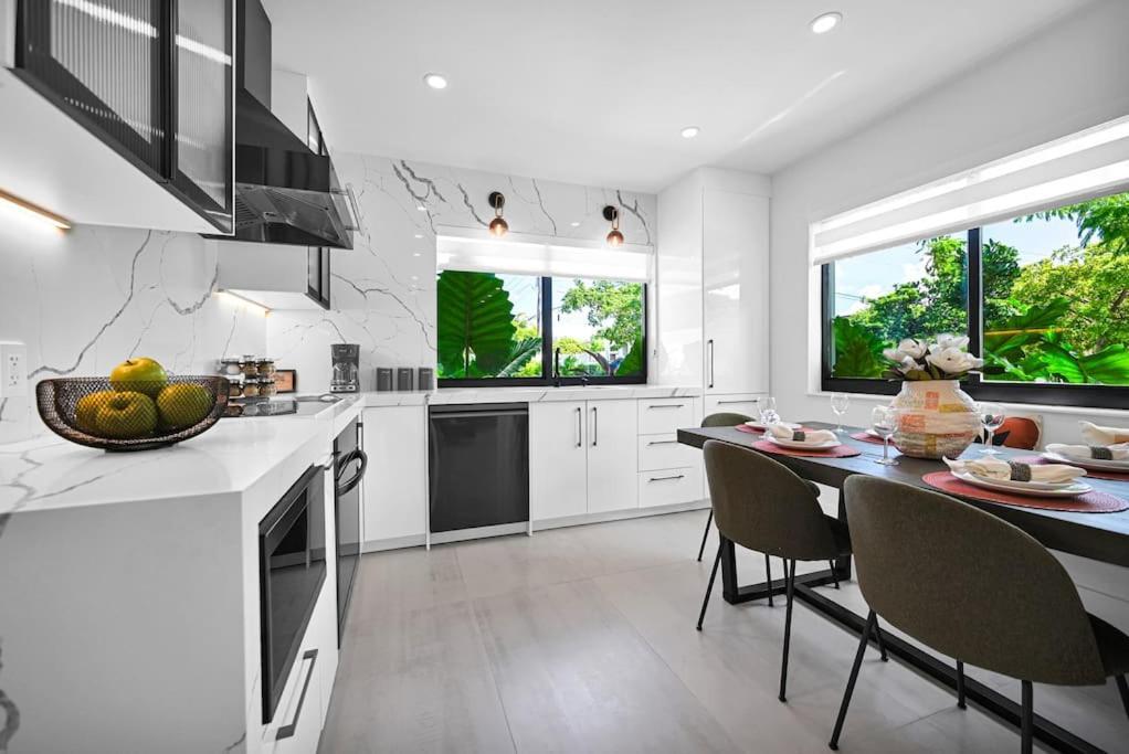 Stylish Oasis In Design District, Near Wynwood Holiday home *