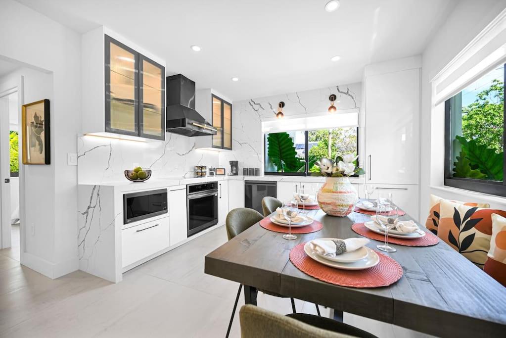 Stylish Oasis In Design District, Near Wynwood Holiday home