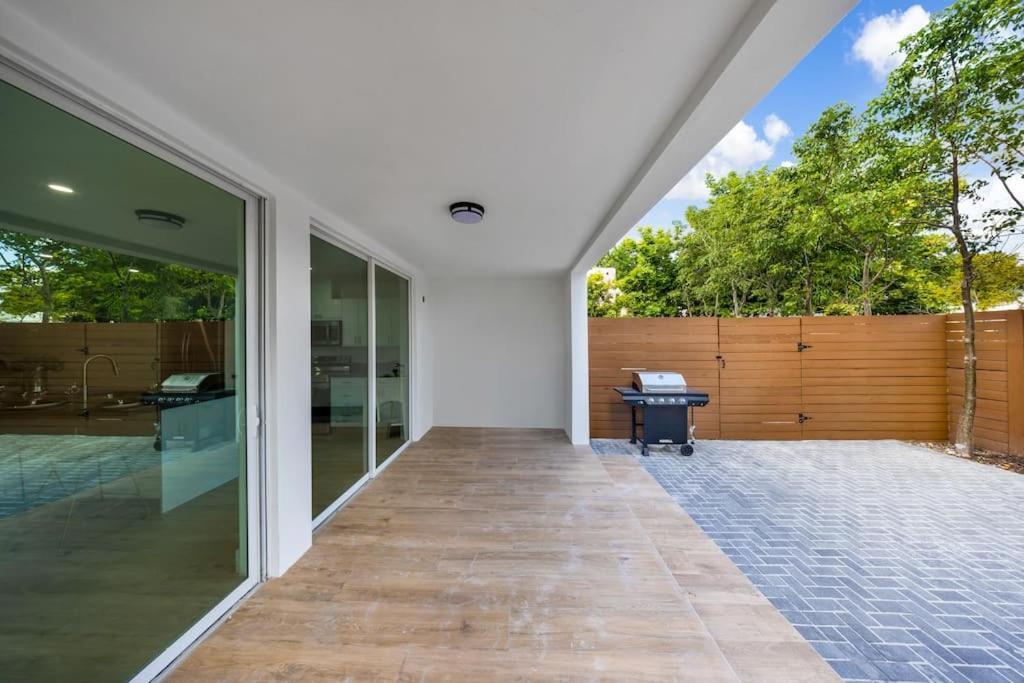 Villa Up To 12 Guests! Modern Near Wynwood 29! *