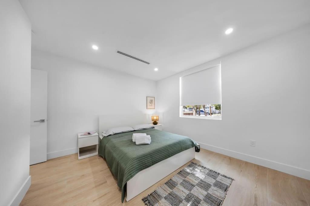 Up To 12 Guests! Modern Near Wynwood 29! * Miami