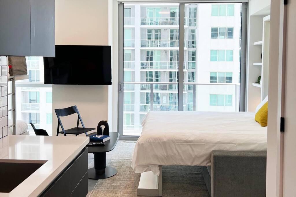 Stylish Modern Downtown Free Parking Miami