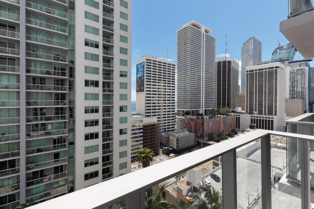 Stylish Modern Downtown Free Parking Miami