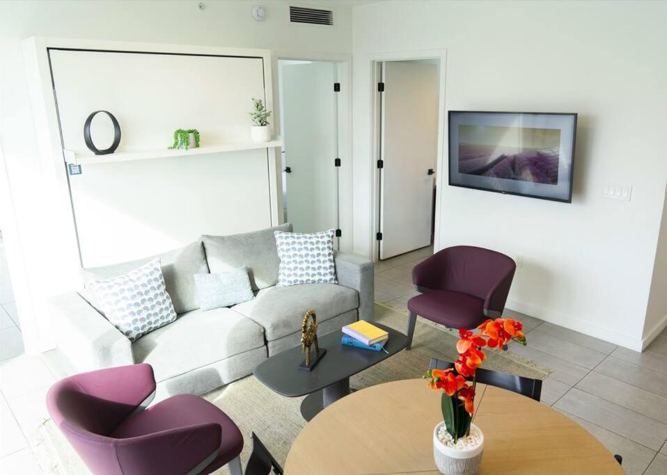 Apartment Charming 2 Bedroom Downtown 2106 Free Parking