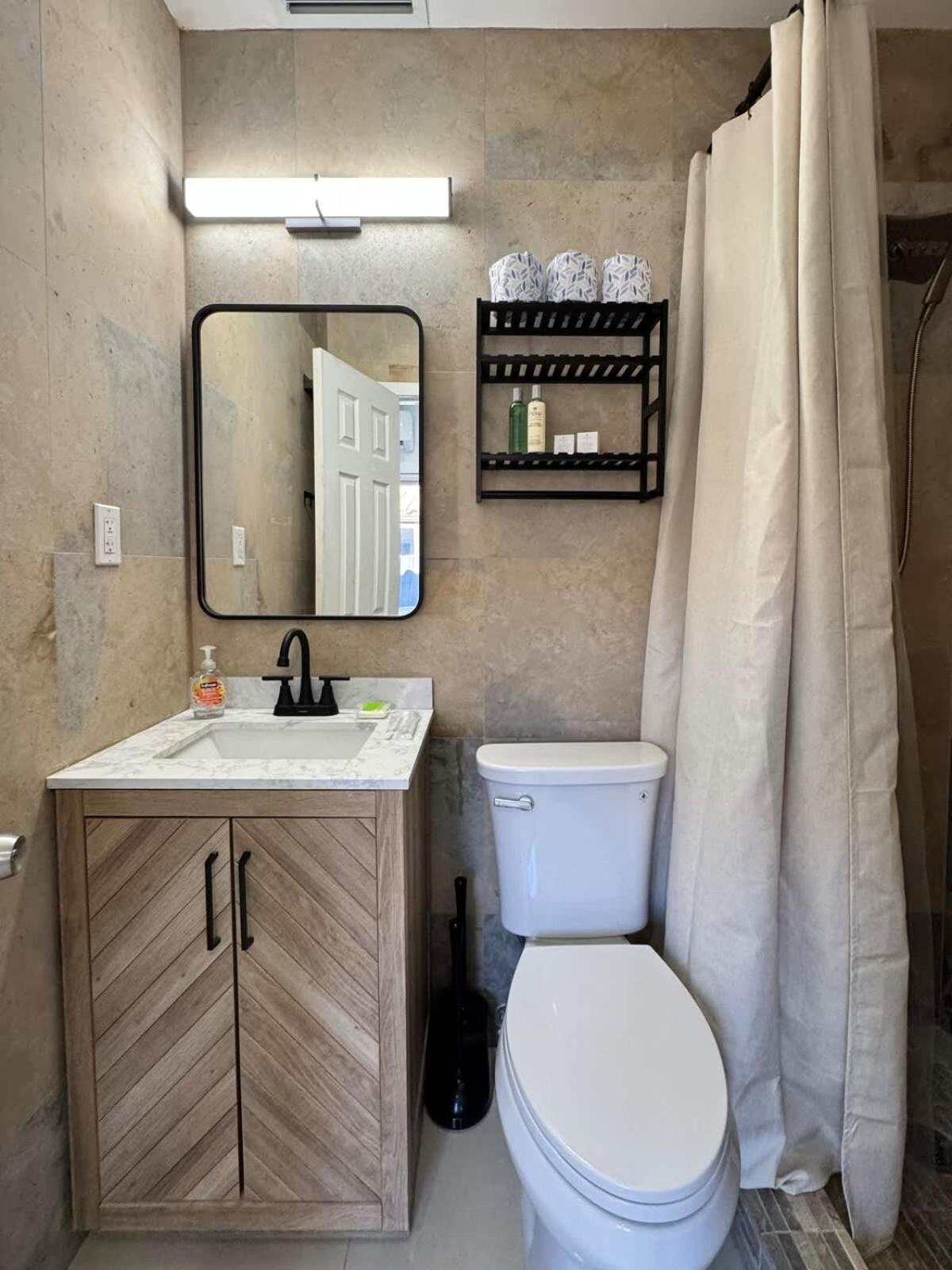 With Office Space And Hot Tub Holiday home