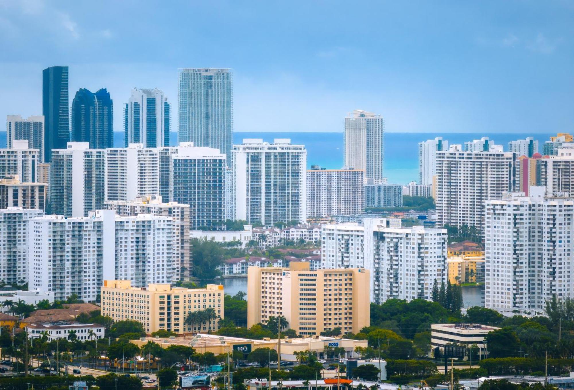 Holiday home Beautiful Aventura Sleeps 26