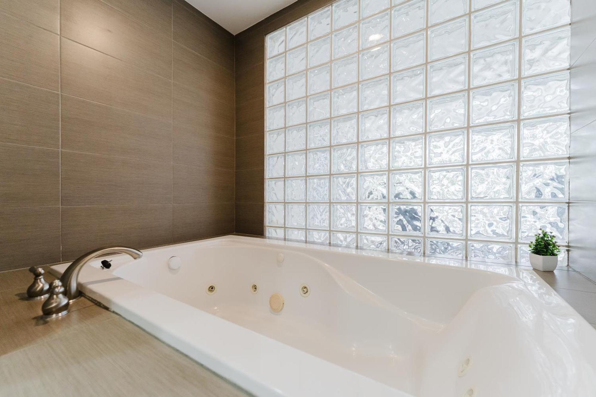 Beautiful Aventura Sleeps 26 * Miami
