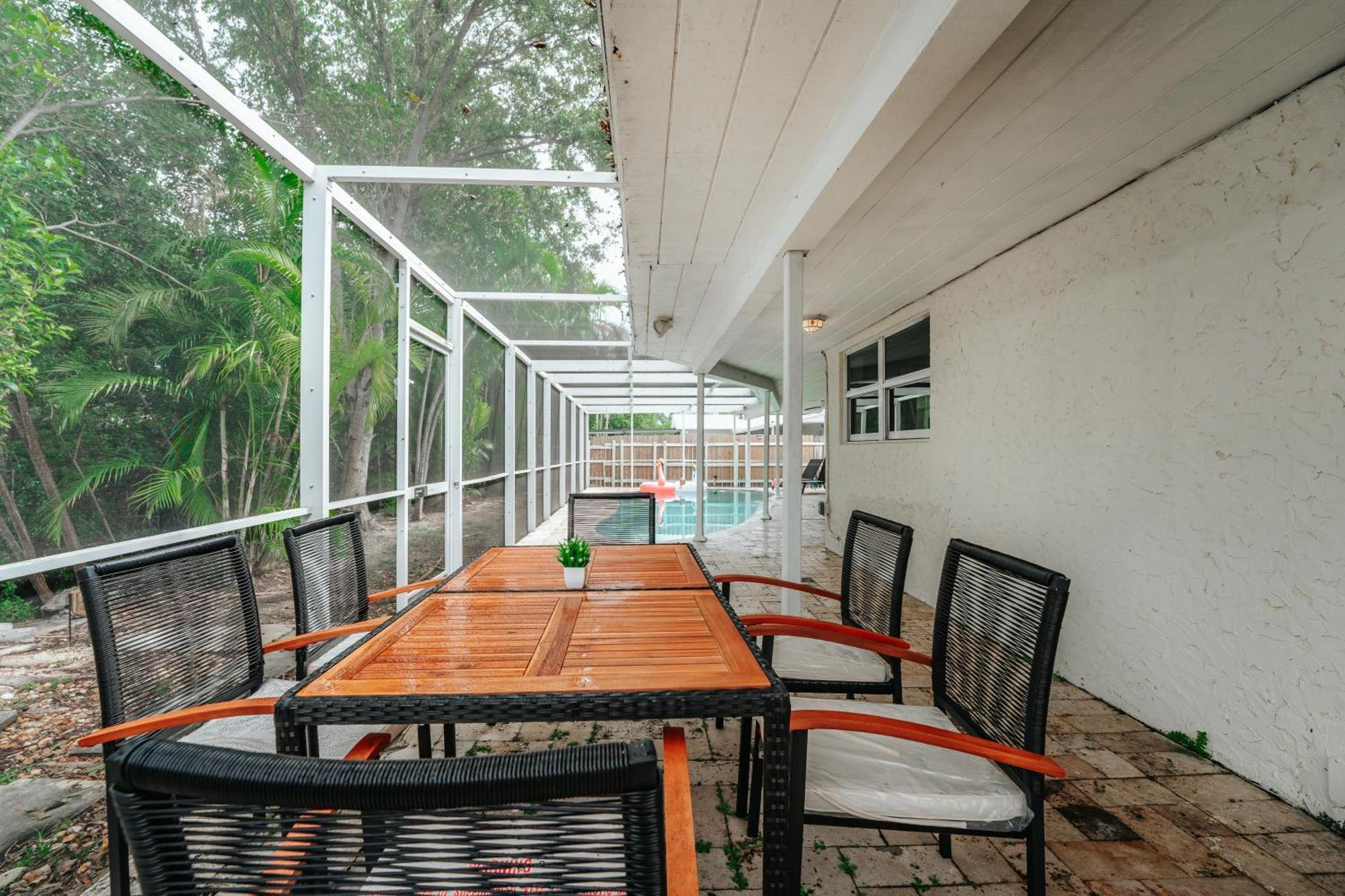 Beautiful Aventura Sleeps 26 * Miami