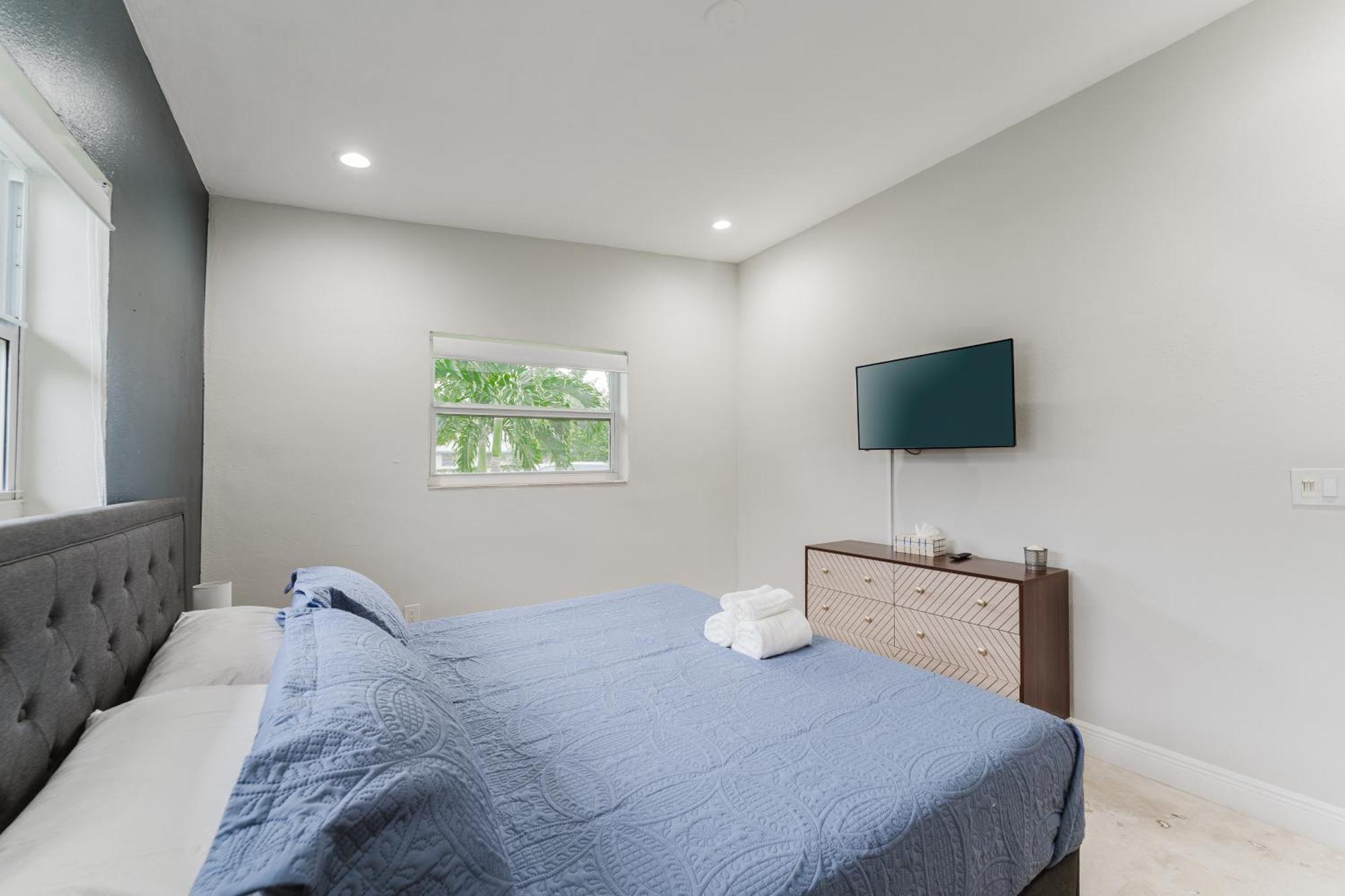 Beautiful Aventura Sleeps 26 Holiday home