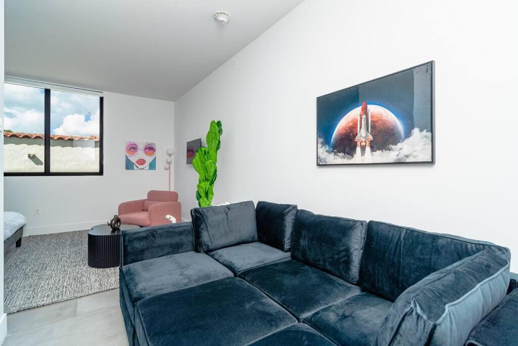 King Bed Brand New Oasis Minutes To Brickell Apartment Miami