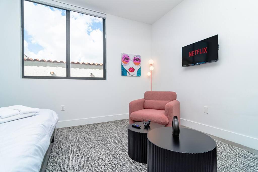 Apartment King Bed Brand New Oasis Minutes To Brickell *