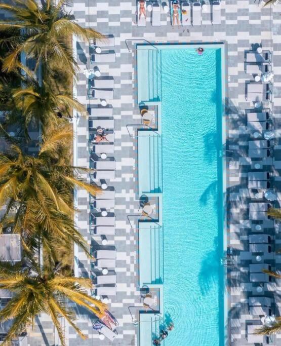 Luxury Getaway In Sleeps 3 Getaway With Pool - Prime Location * Miami