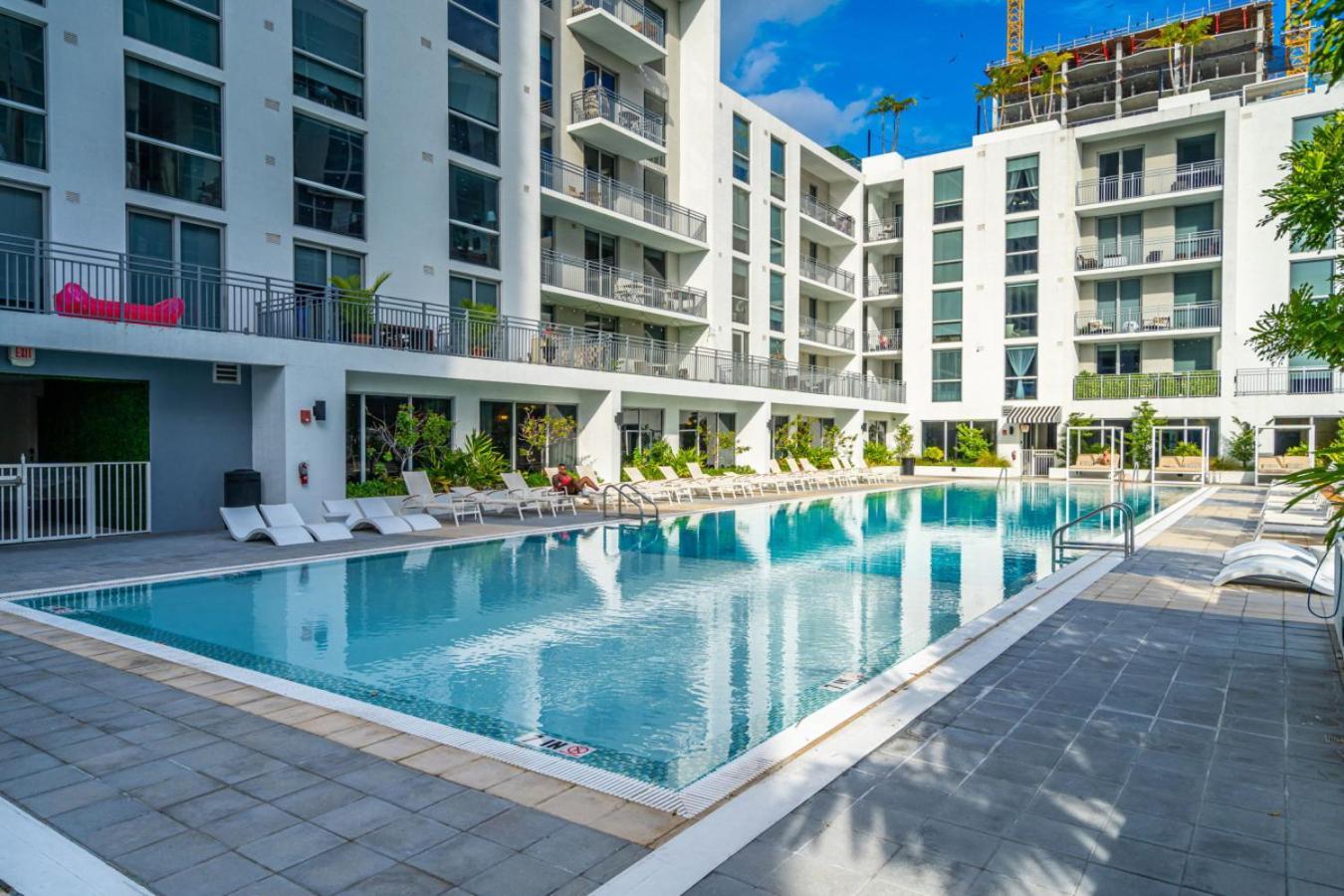 Family-friendly 3br Near Downtown With Parking Miami