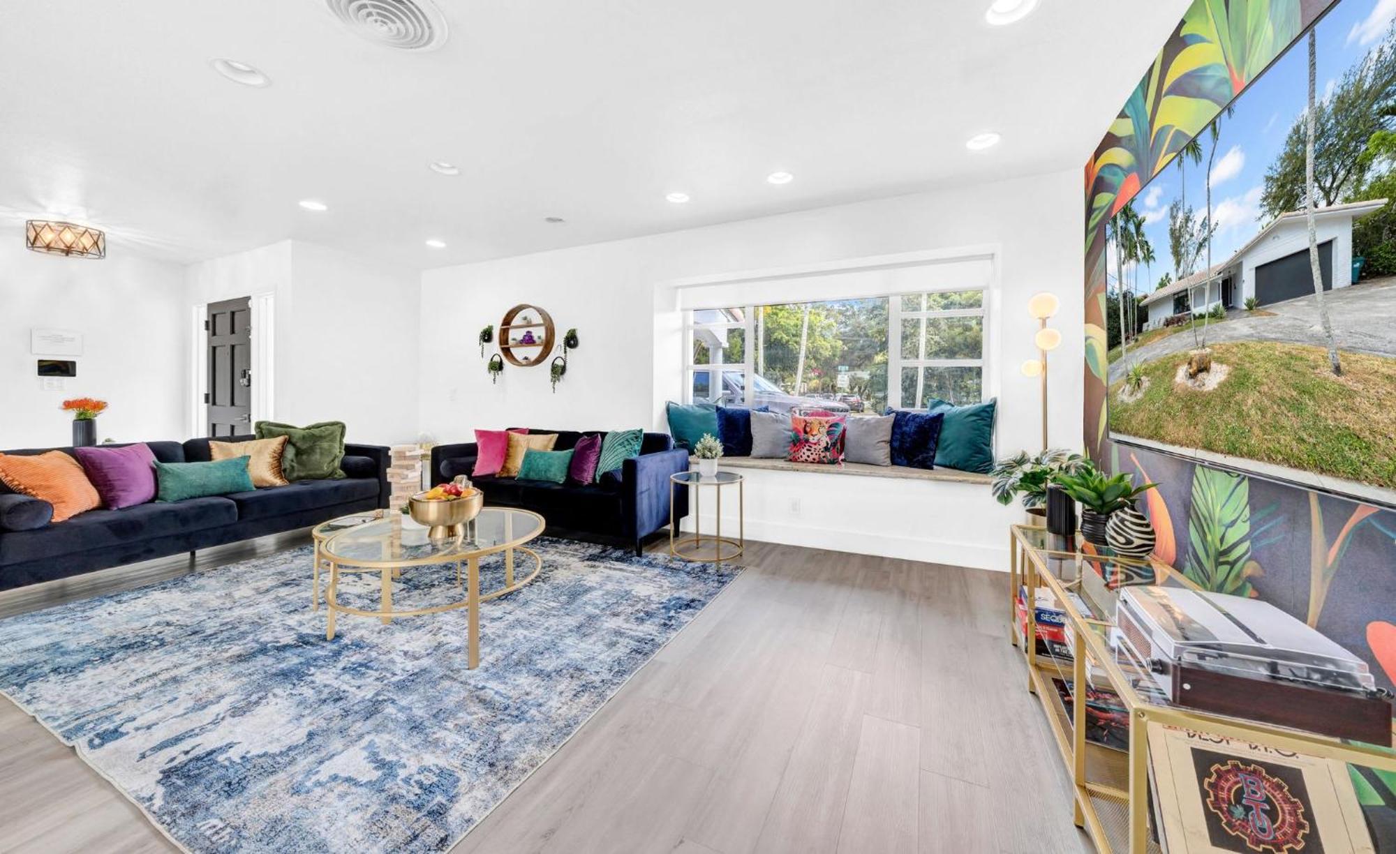 Holiday home Luxury Lakefront Retreat Perfect For Family Fun Miami