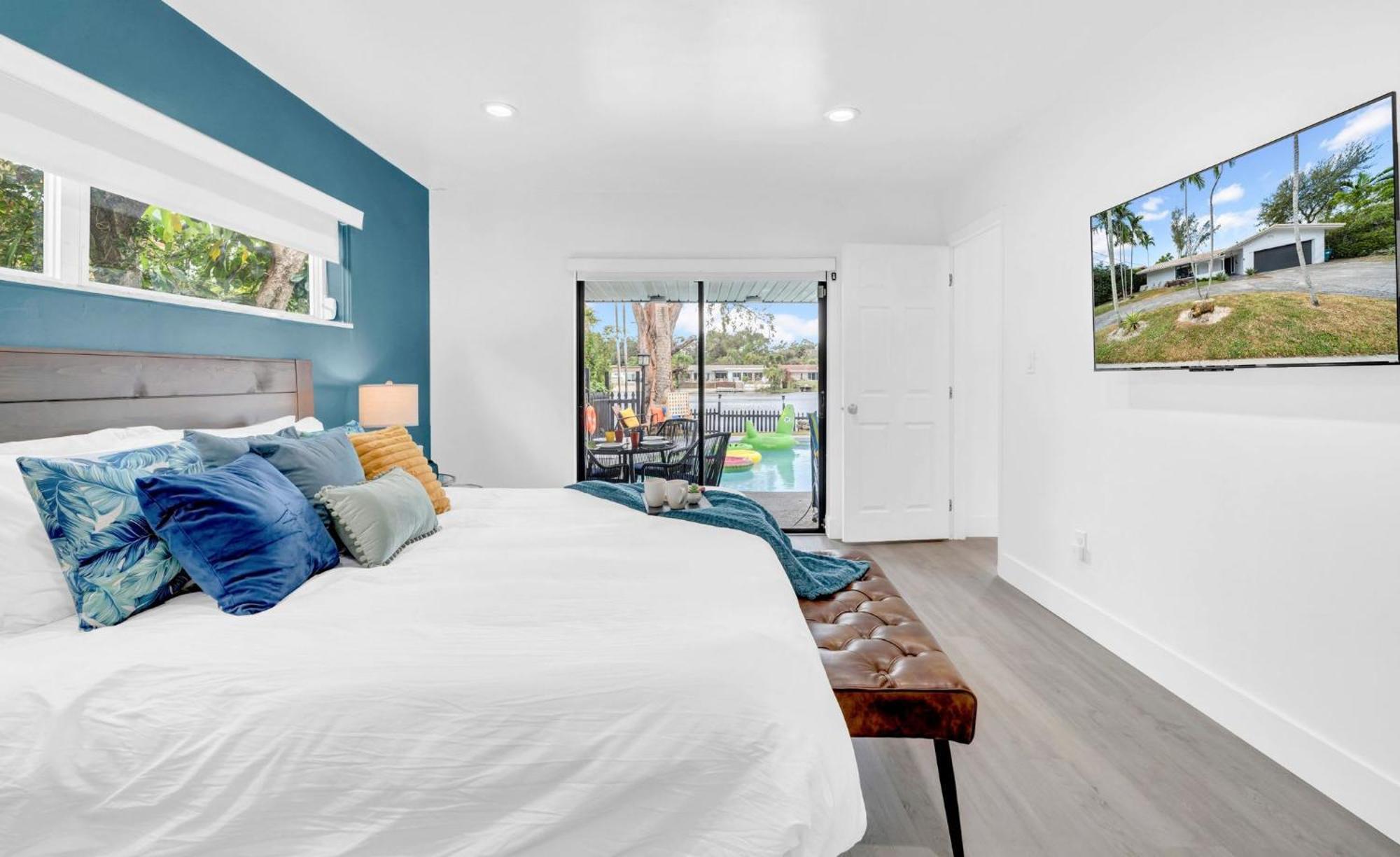 Holiday home Luxury Lakefront Retreat Perfect For Family Fun Miami